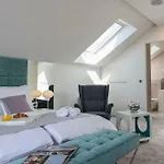 Gostinjska kuća Green Room 4*