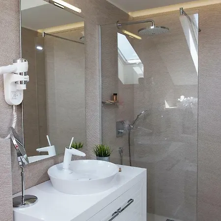 Green Room Πανσιόν